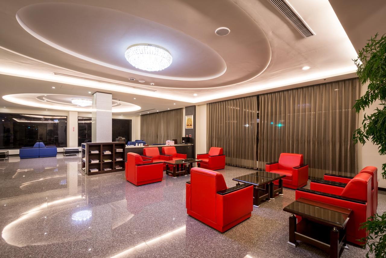 Yundu Business Hotel Mailiao Dış mekan fotoğraf